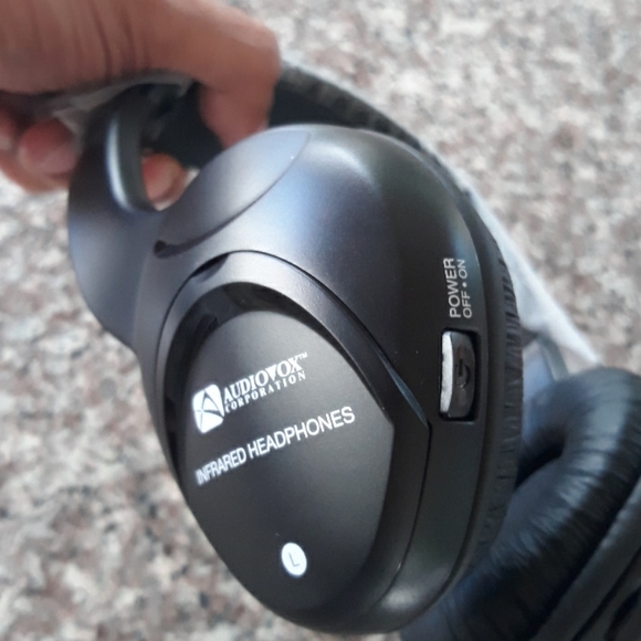 NWOT Wireless Audiovox Infrared Headphones 🎧 - Picture 4 of 4